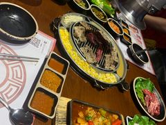 -青瓦炭韩潮烤肉(花园道店)