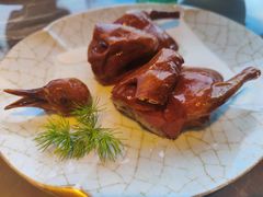 脆皮乳鸽-新荣记(BFC外滩金融中心店)