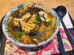 -笋爷高汤嗦螺粉·螺蛳粉(上社店)