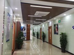 -茂菊口腔连锁(浦东南路店)