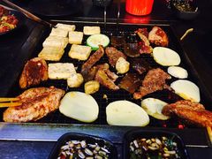 -嗨牛味海鲜烧烤