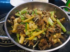 干锅牛蛙-馋嘴蛙火锅