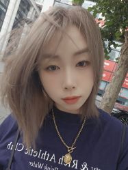 -Hello Lady发型设计