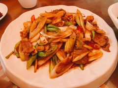 泡椒牛肉-隔壁老王·家常云南菜(花巷店)