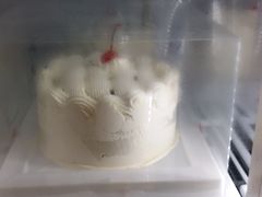 -红宝石·鲜奶小方·海派西点房(莘庄龙之梦店)