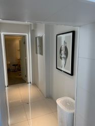 -LESSMORE科技头皮理容中心