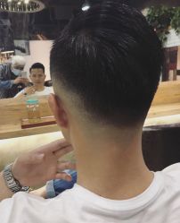 点击看大图 -十六番发型师事务所