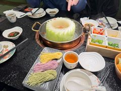 -得意咚瓜·顺德鱼生·冬瓜火锅(深圳首店)