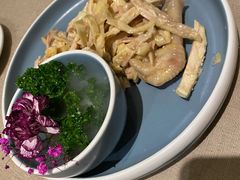 盐焗手撕鸡-尚一汤 广东炖汤(金桥国际店)
