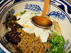 -蜗牛小馆醉乡民谣云南菜(惠新西里店)