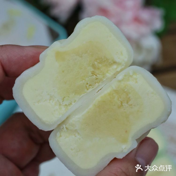 老字号无人售卖店惊现法式乳酪冰皮月饼