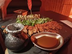 -何师烧烤Pro ·江湖川菜·小龙虾·精酿(太古里旗舰店)