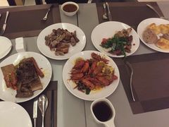 -海口绿发希尔顿酒店-田园汇自助餐·三文鱼·海鲜