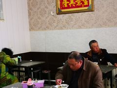 大堂-清真喜兰老丁羊汤特色小吃