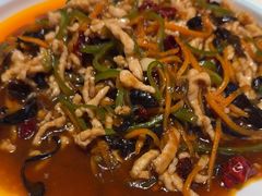 鱼香肉丝-辣小妮de川菜馆(红旗Mall店)