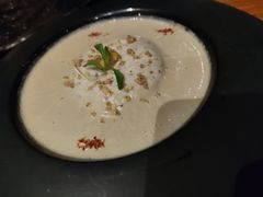 卡布奇诺蘑菇汤配牛肝菌-AZUL by FUEL蓝色·法式酒馆(琶醍店)