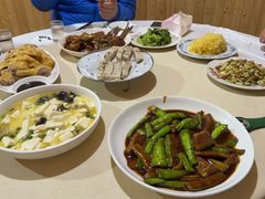 油焖茄子-小六农家乐(崇明西沙湿地店)