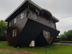 -金山农民画村-枫泾波兰倒置屋