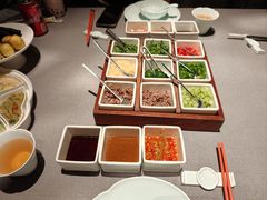 -左庭右院鲜牛肉火锅黑金店(陆家嘴中心店)