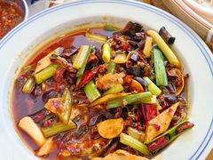 -包整·丝娃娃(一览甲秀楼风景店)