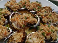 蒜蓉蒸鲍鱼-四川小胡子海鲜(丁村万人海鲜广场店)