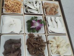 -阿鹏故事野生菌火锅(古城店)