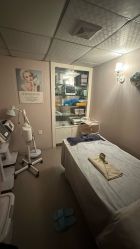 -梦莲娜美容连锁机构