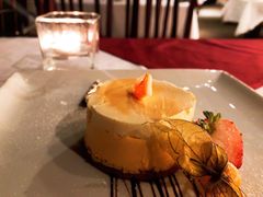 -Top Of Vancouver Revolving Restaurant