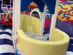 -苏宁红孩子(F6漫时区店)