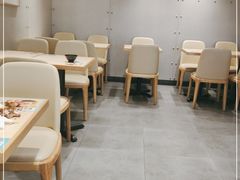 大堂-灵芝妹子海鲜米线(劳动公园店)