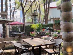 -Golden Lily河内巴黎法越料理餐厅(建国西路店)