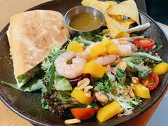 鲜柚芒果沙拉佐冰花酸梅酱-HELLO 27 意面·沙拉·帕尼尼