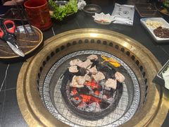 -山川小町·极番烧肉(新地假日广场店)