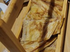 招牌奶香饼-关东小磨东北菜(上海长风大悦城店)