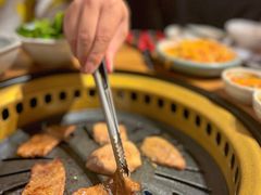 -炼火烤肉店