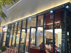 -肥肥虾庄·金牌油焖大虾(东湖欢乐谷店)