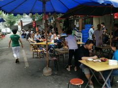 -十一街苍蝇馆子转经消江湖菜(九眼桥十一街店)