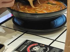 招牌炸酱小锅米线-肥汁米蘭香港米线(长宁来福士店)