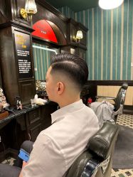 -海文先生国潮烫染男士理发馆