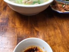 -茅屋大酒店