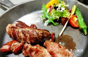 Classic Pan-Seared Ribeye Steak