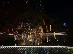 -浅深(世茂滨江精品店)