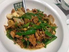 -绿草地·湘菜(7mall店)