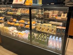 -星巴克(上海虹桥新天地二店)