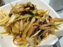 -高第街56号餐厅(邹城新一中店)