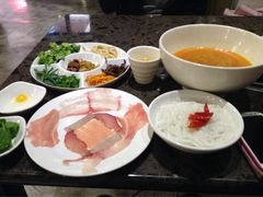 -鸿通城购物中心