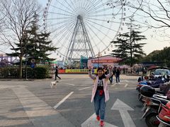 -太湖之星水上摩天轮-停车场