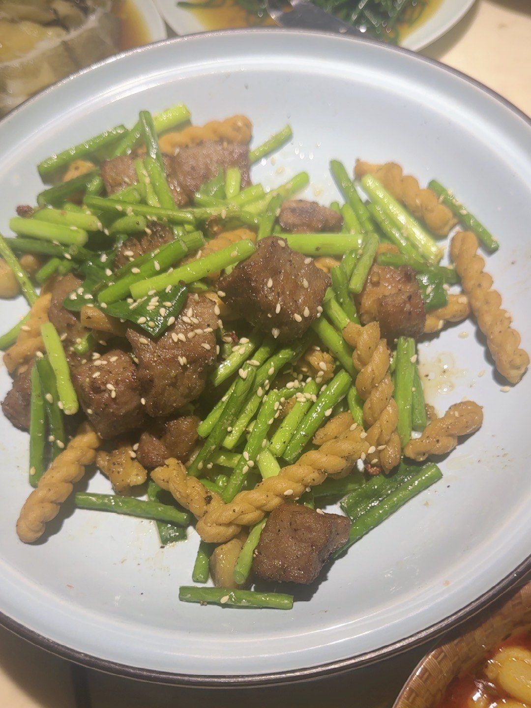 银川的马尾手抓,每个菜都很好吃,服务也很