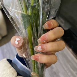 -UGIRL有个美甲