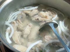 -喃喃椰·糟粕醋·椰子鸡火锅(七堡花园店)